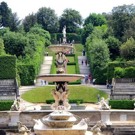 Central Florence Charm - Walk To All Sights By Likehomeflorence Exterior photo